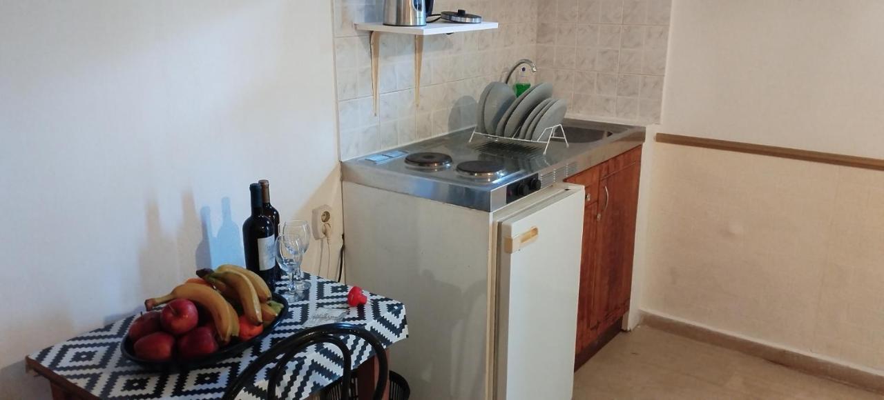 Eleni Apartments Sant George Beach Агиос-Георгиос Экстерьер фото