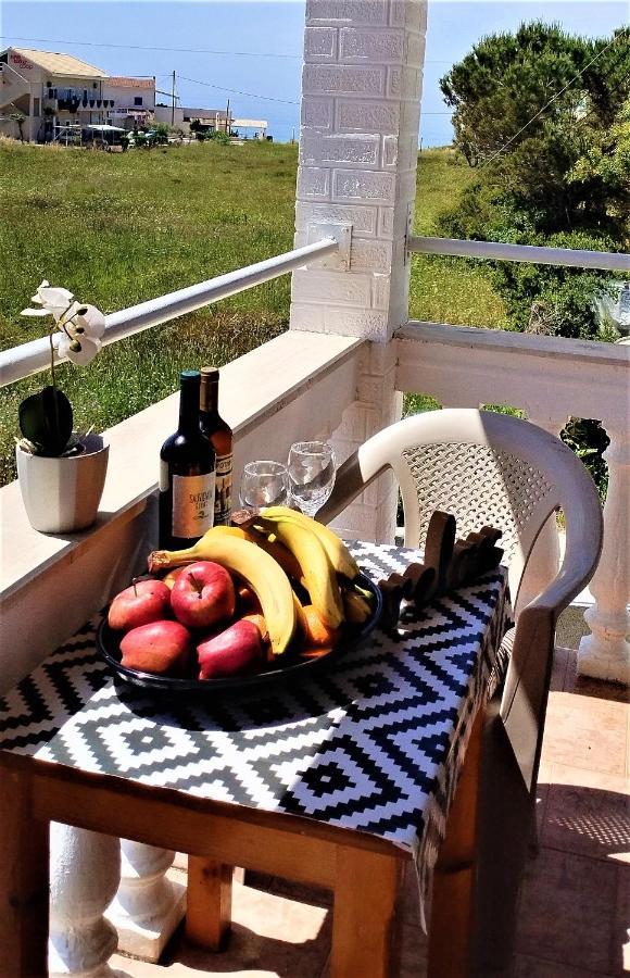 Eleni Apartments Sant George Beach Агиос-Георгиос Экстерьер фото