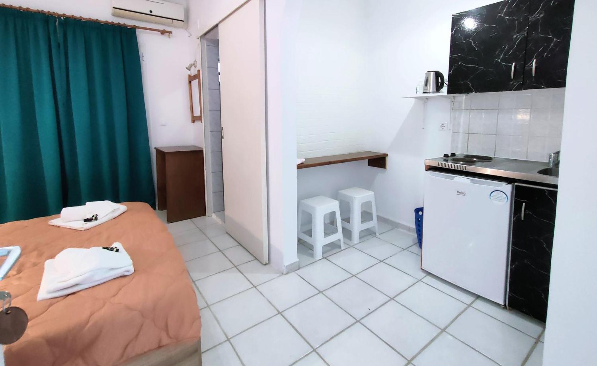 Eleni Apartments Sant George Beach Агиос-Георгиос Экстерьер фото