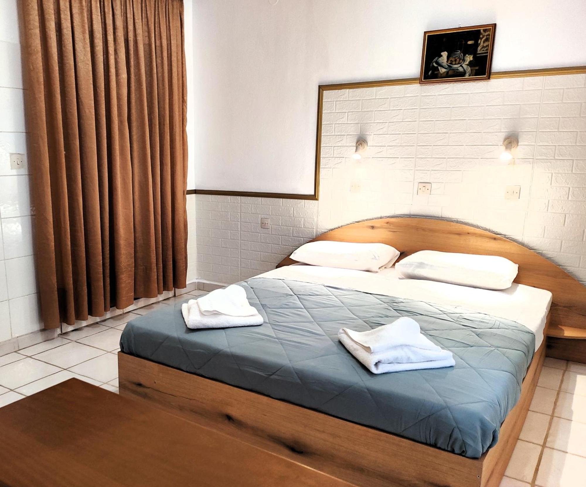 Eleni Apartments Sant George Beach Агиос-Георгиос Экстерьер фото
