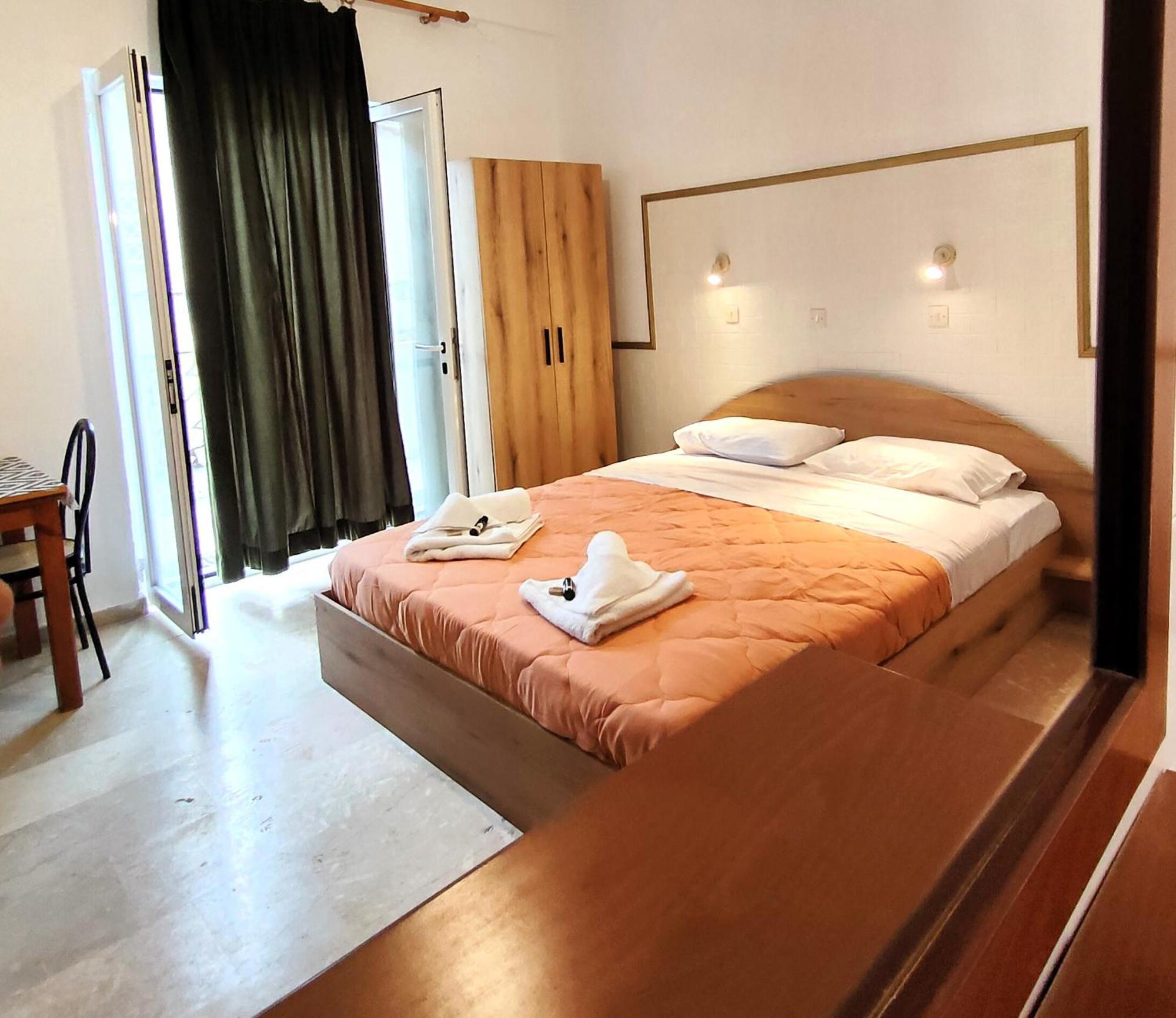 Eleni Apartments Sant George Beach Агиос-Георгиос Экстерьер фото